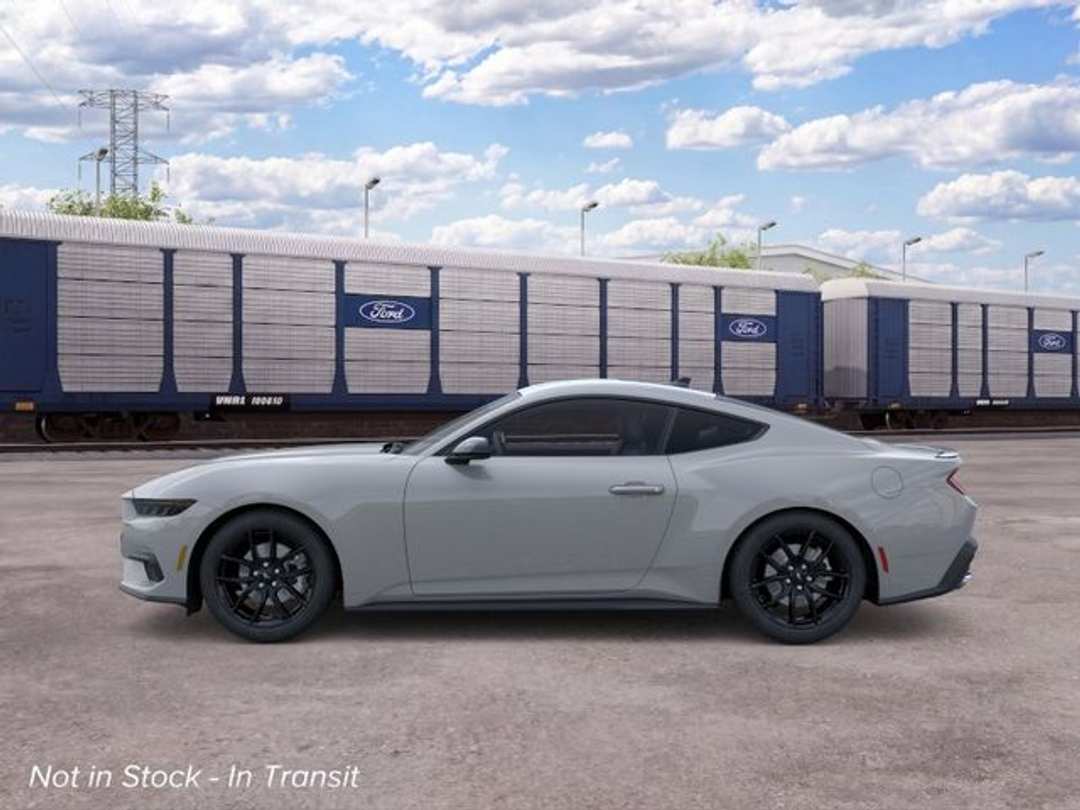 2026 Ford Mustang EcoBoost - Image 3