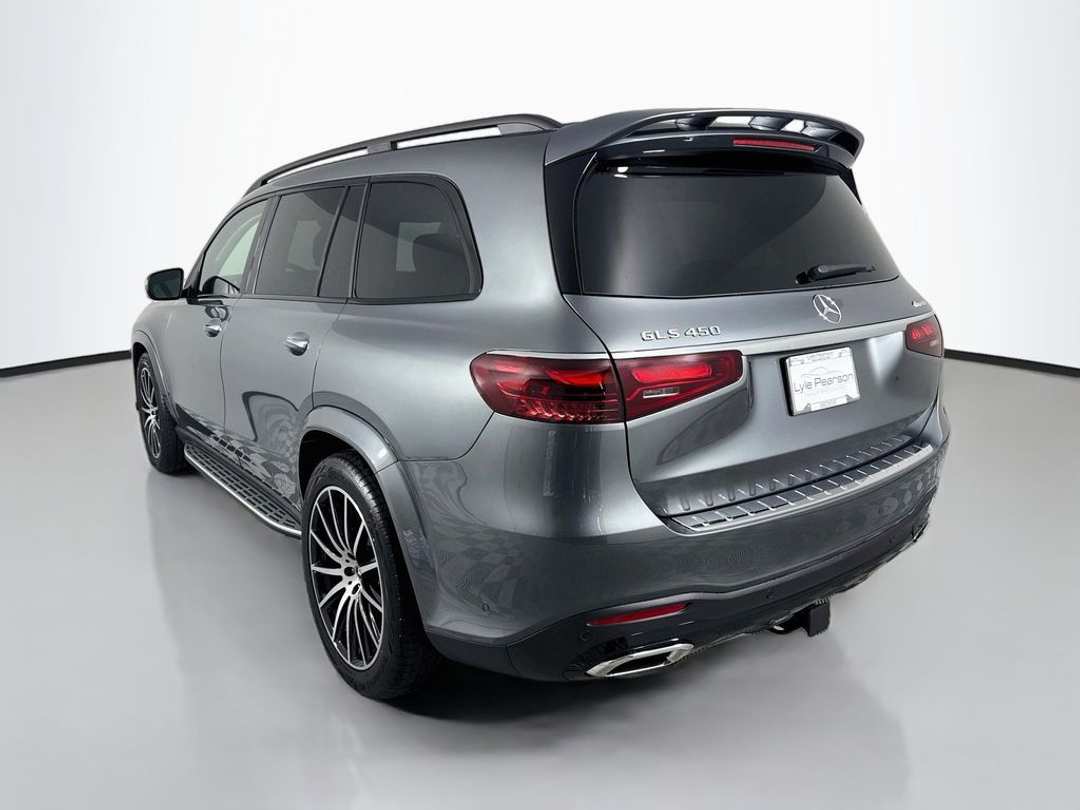 2026 Mercedes-Benz GLS 450 - Image 3