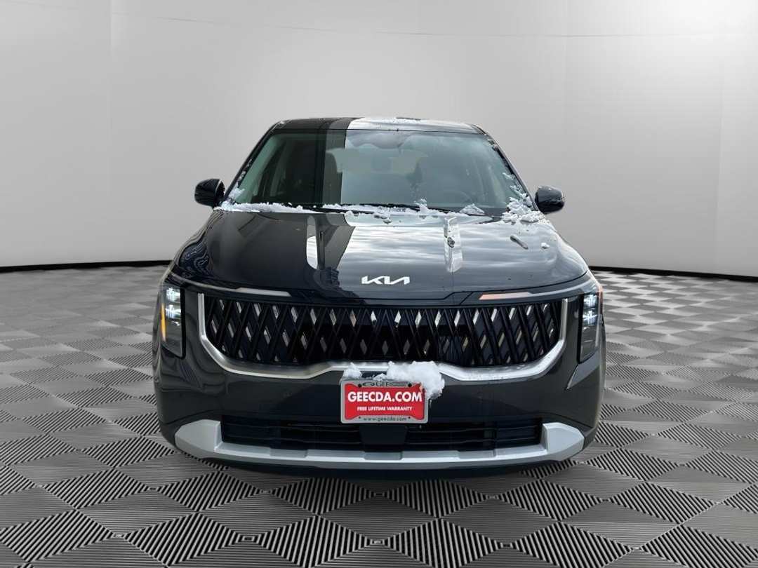 2026 Kia Carnival LXS - Image 2