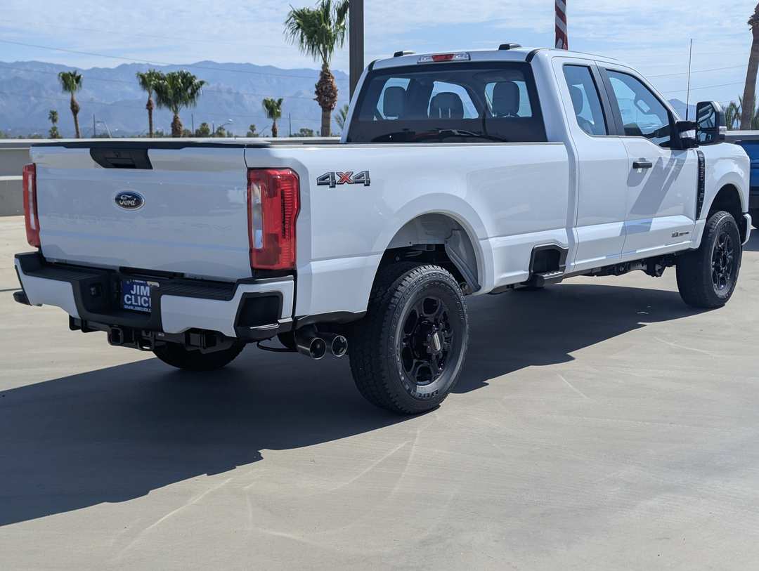 2026 Ford Super Duty F-250 Srw - Image 2