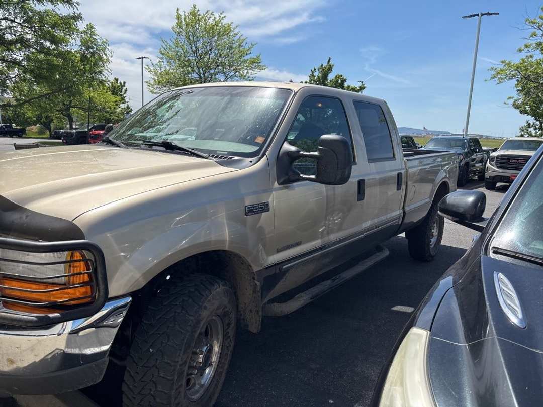 2000 Ford F-350Sd Lariat - Image 2