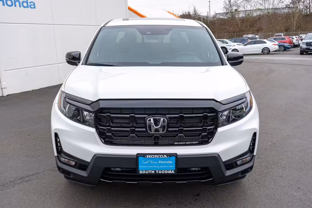 2026 Honda Ridgeline Black Edition - Image 3