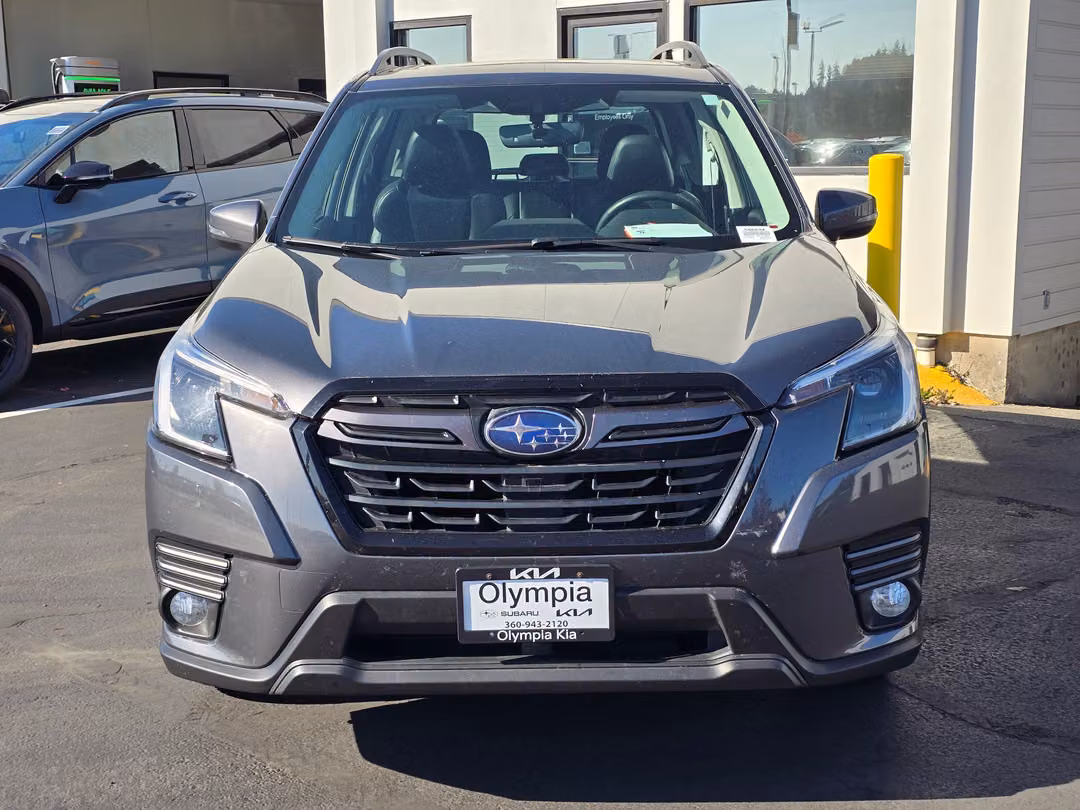 2023 Subaru Forester Limited - Image 2