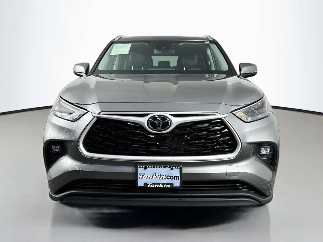2026 Toyota Highlander Hybrid XLE - Image 2