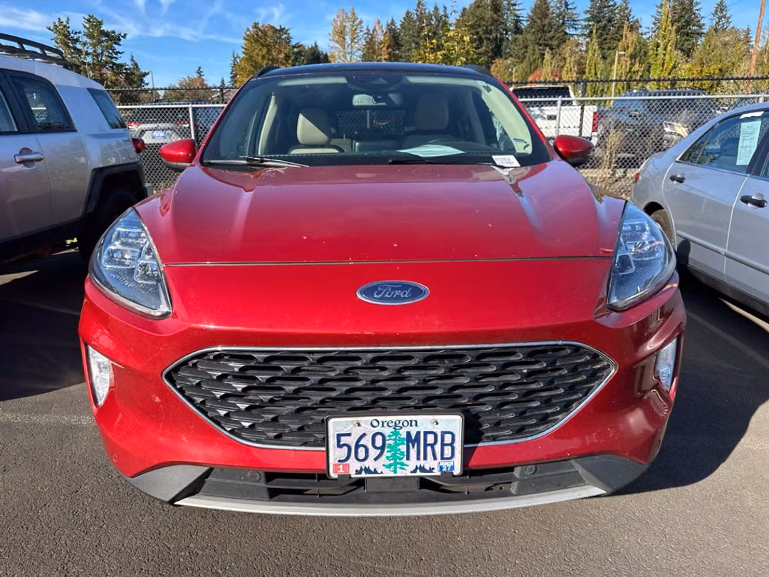 2020 Ford Escape Hybrid Titanium - Image 2
