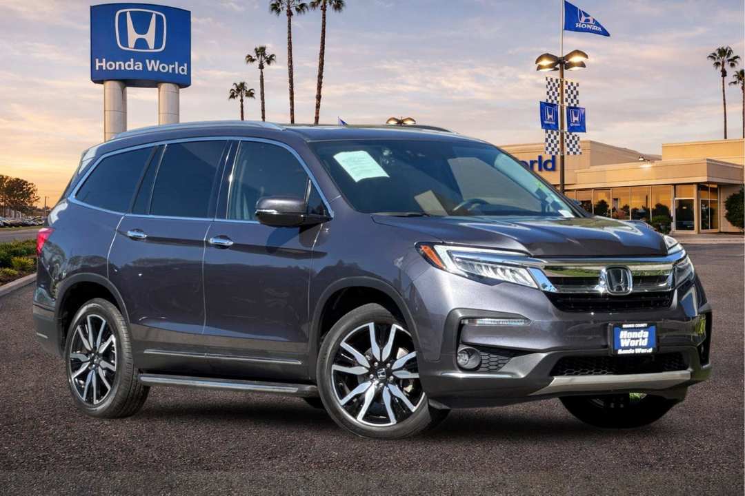 2020 Honda Pilot Elite - Image 2