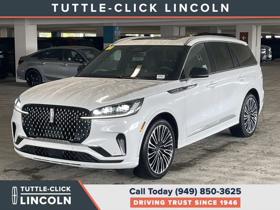 2026 Lincoln Aviator Black Label - Image 3