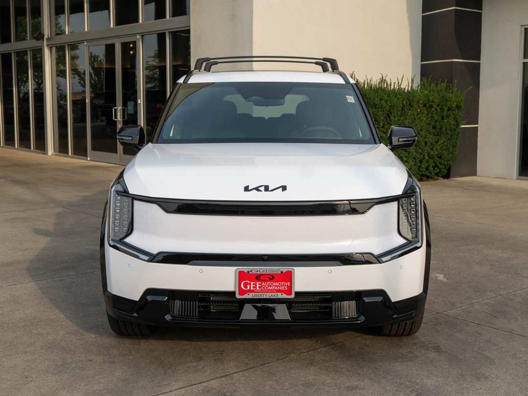 2026 Kia Ev9 Land - Image 2