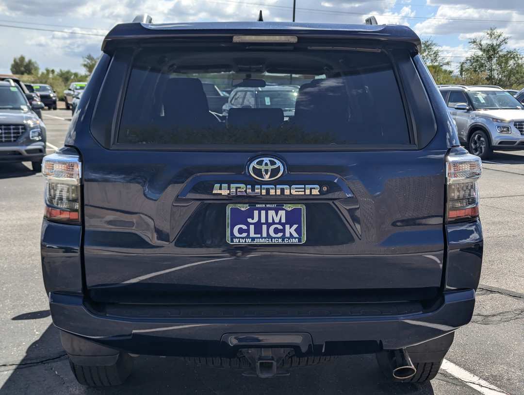 2016 Toyota 4Runner SR5 - Image 3
