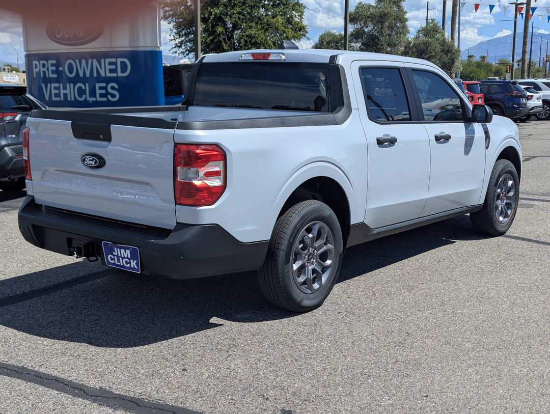 2026 Ford Maverick XLT - Image 2