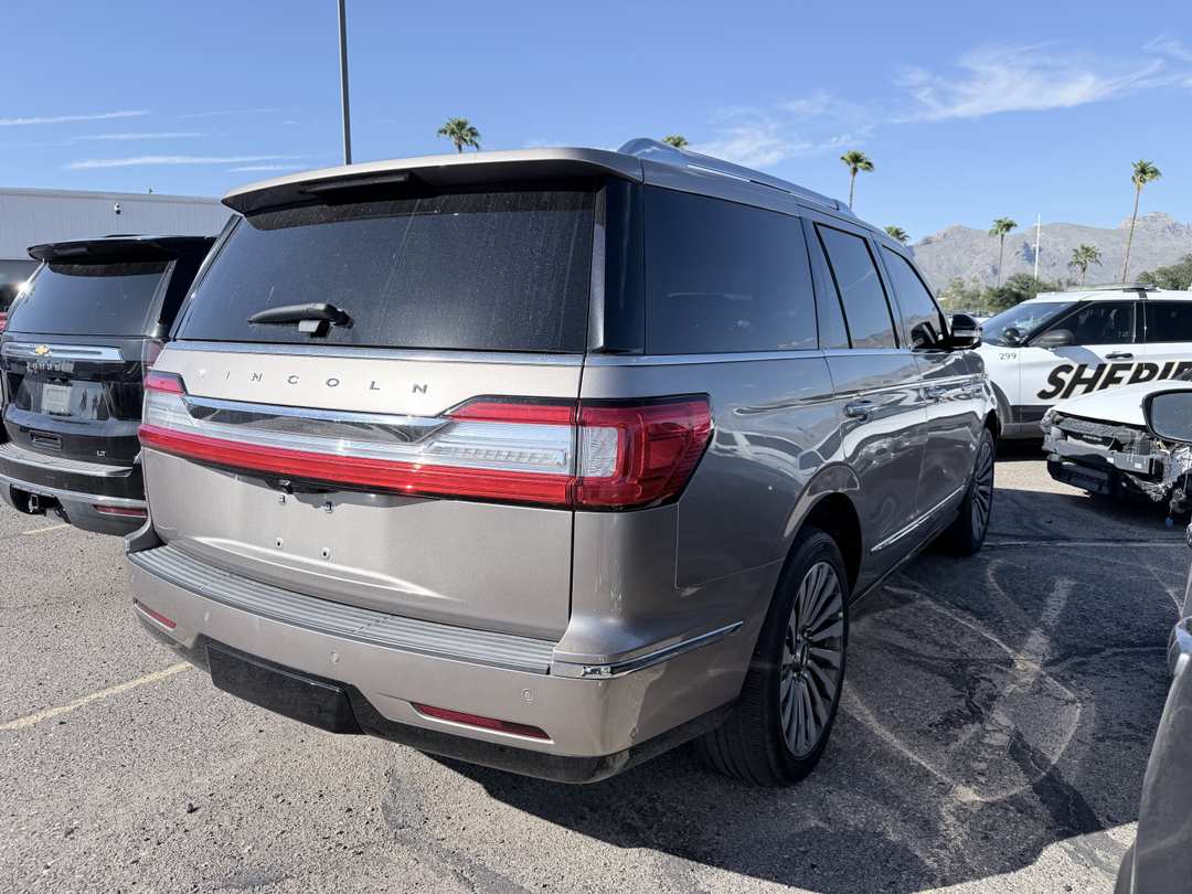 2020 Lincoln Navigator Reserve - Image 3