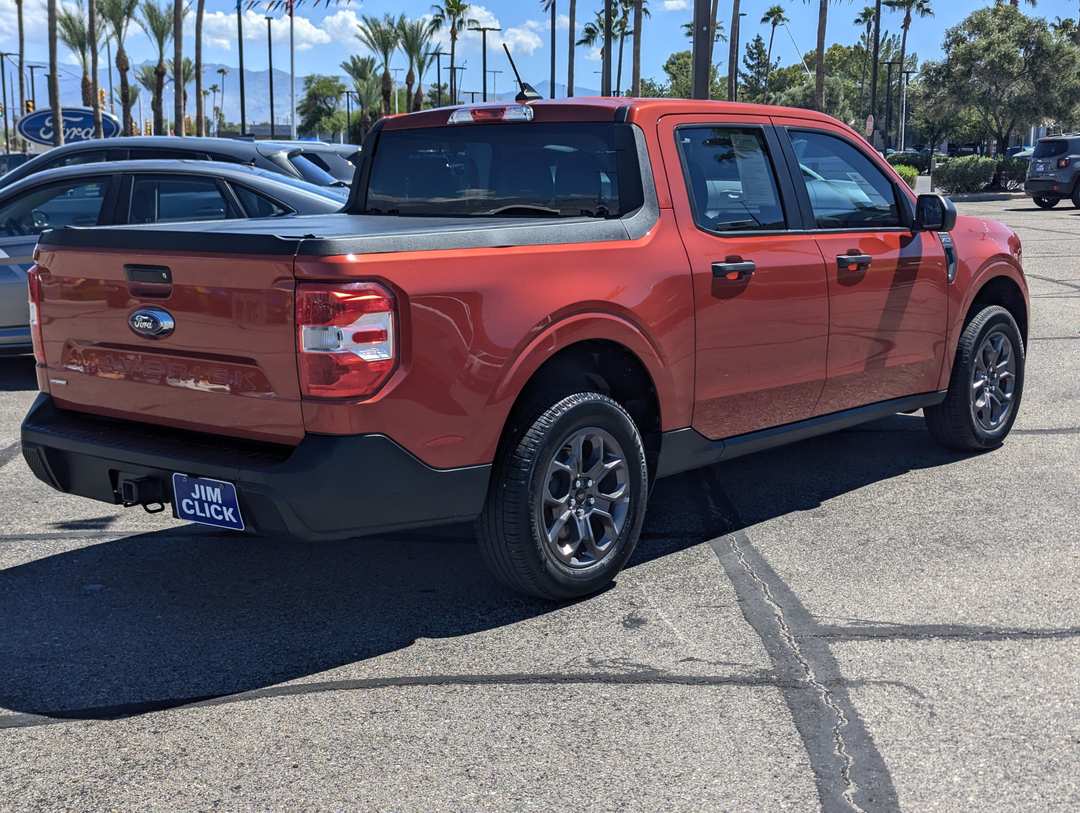 2023 Ford Maverick XLT - Image 2
