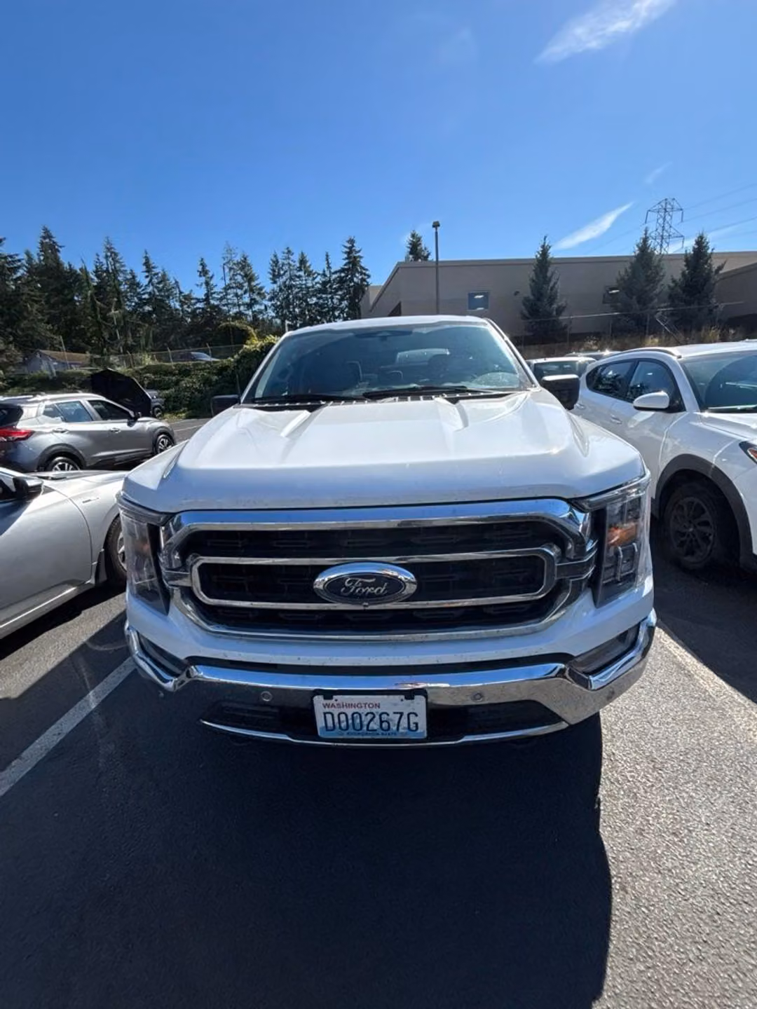 2023 Ford F-150 XLT - Image 2