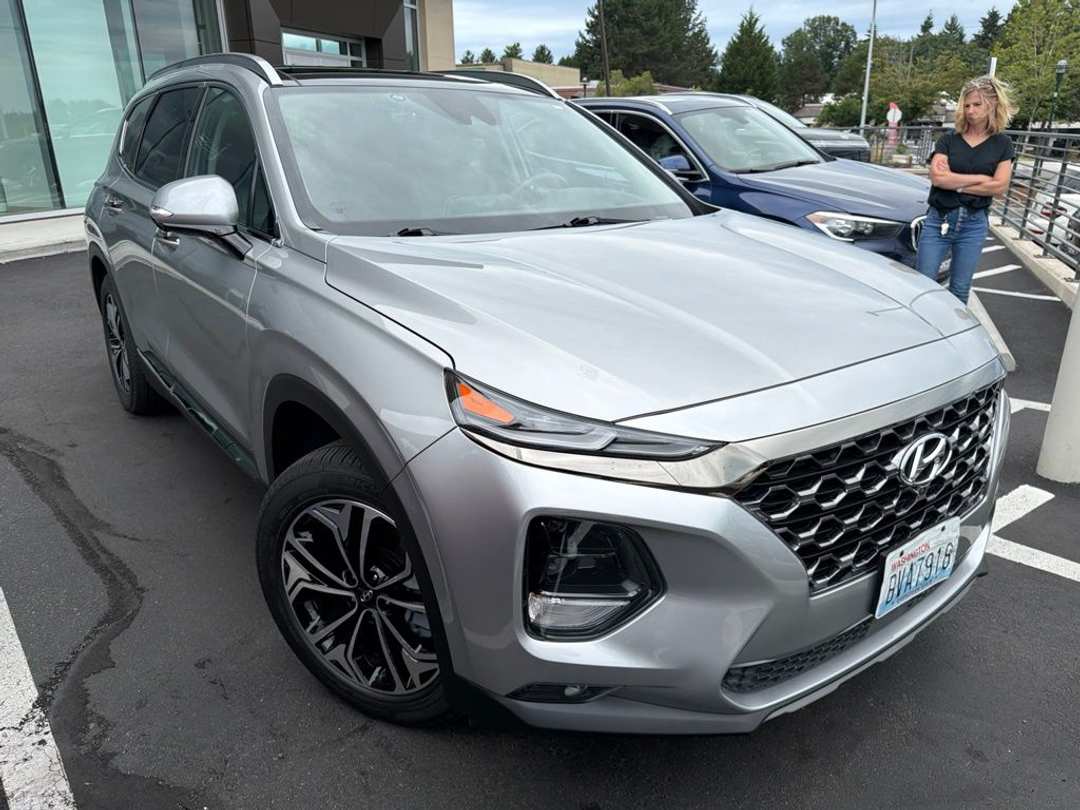 2020 Hyundai Santa Fe Limited - Image 2