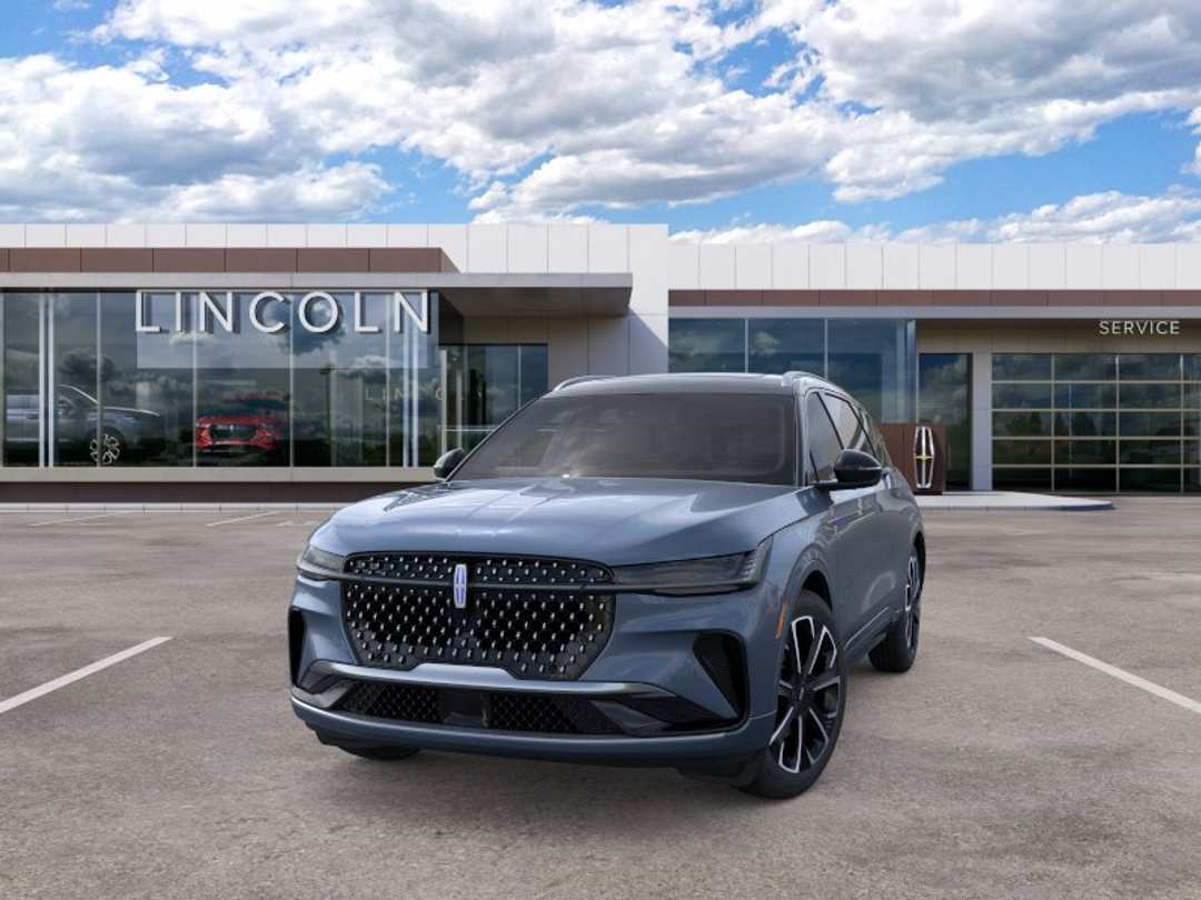 2026 Lincoln Nautilus Reserve - Image 2