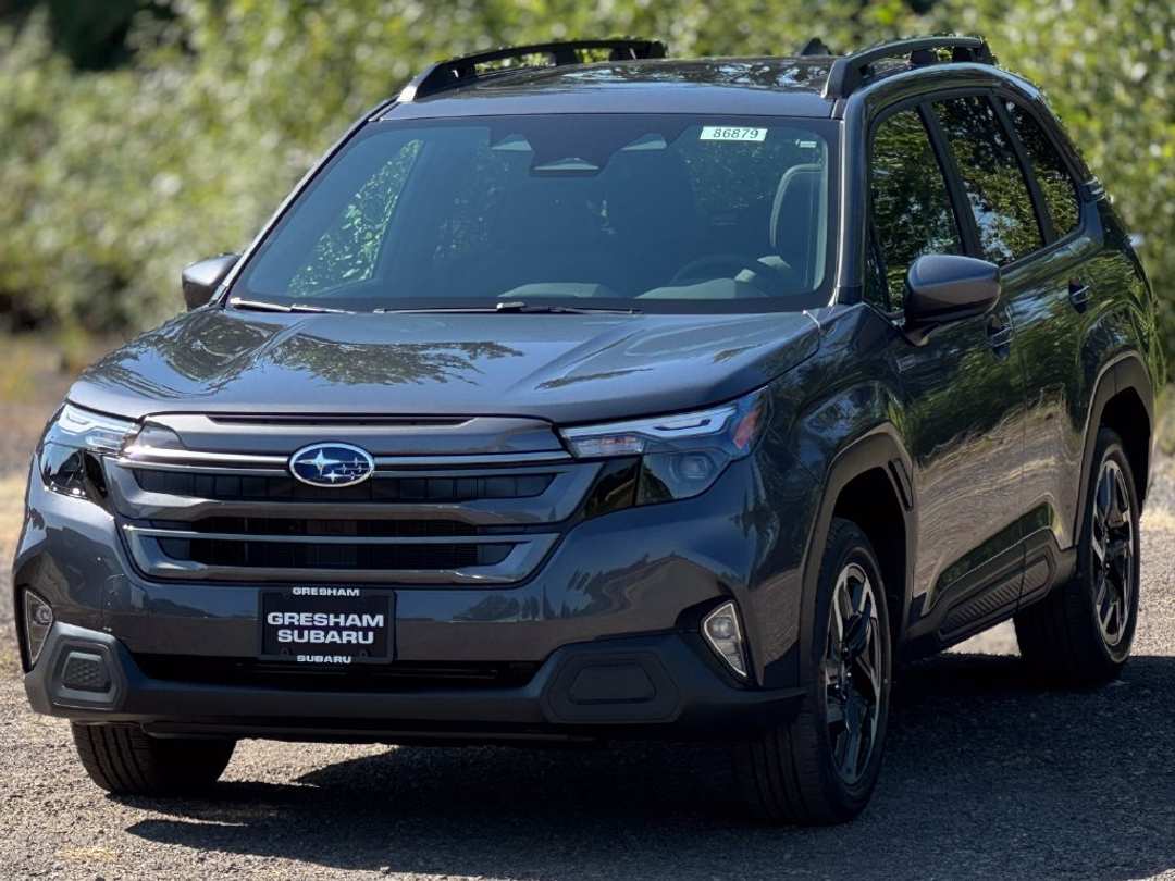 2026 Subaru Forester Sport Hybrid - Image 3