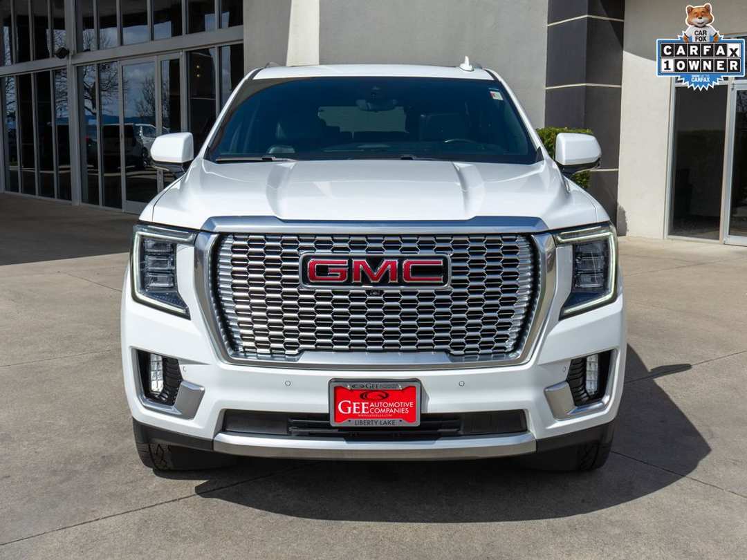 2021 GMC Yukon Denali - Image 2
