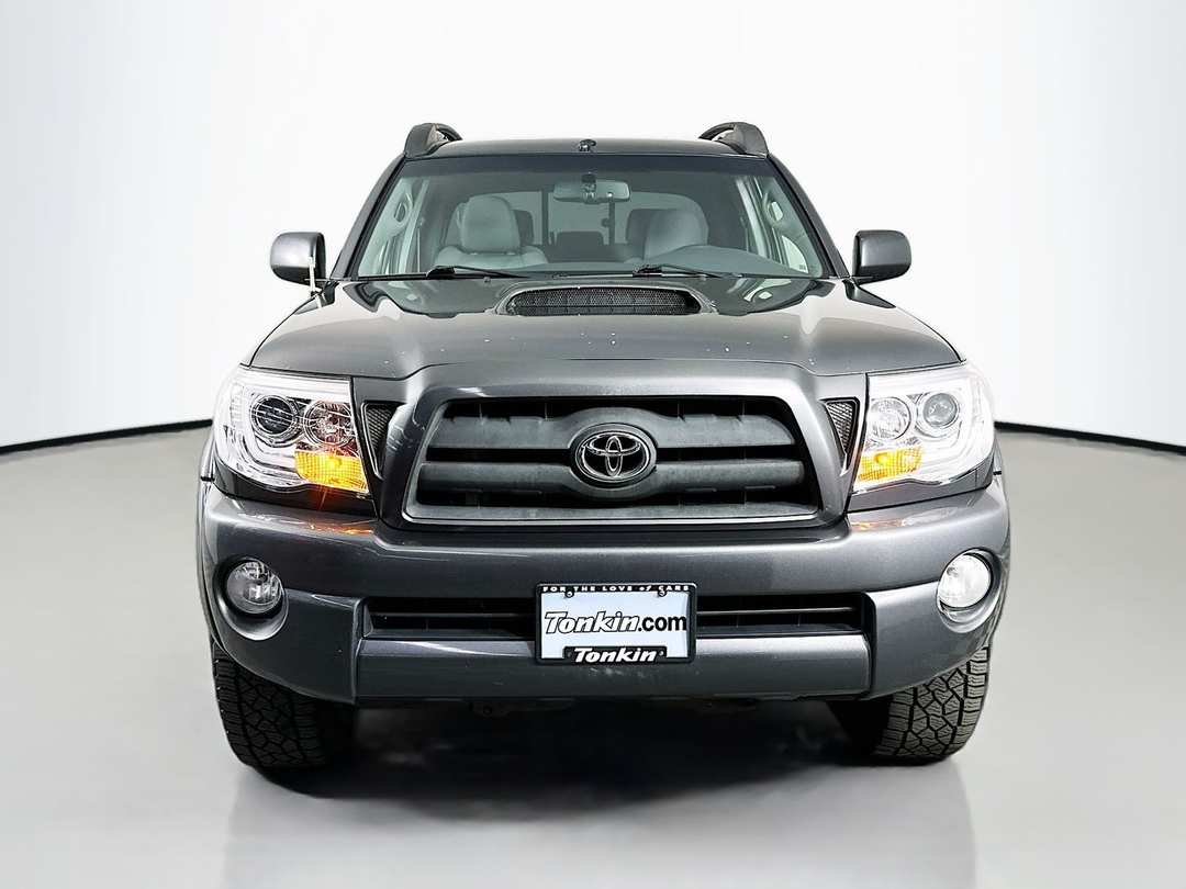 2011 Toyota Tacoma PreRunner - Image 2