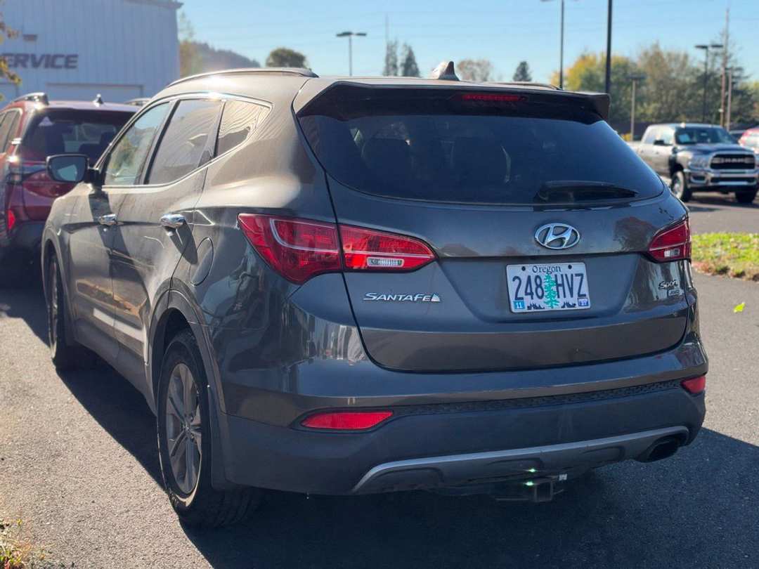 2013 Hyundai Santa Fe Sport Base - Image 2