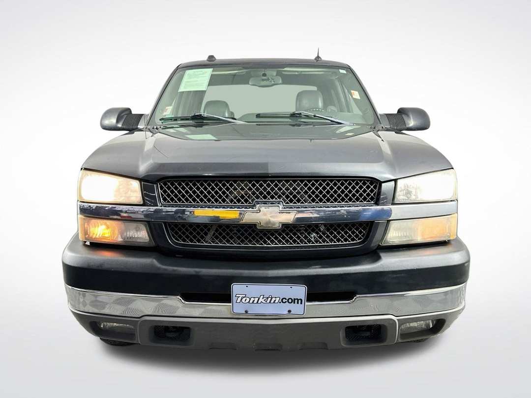 2004 Chevrolet Silverado 2500Hd LT - Image 2
