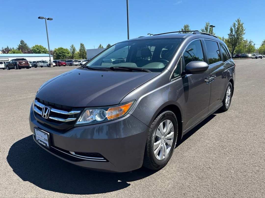 2016 Honda Odyssey EXL - Image 3