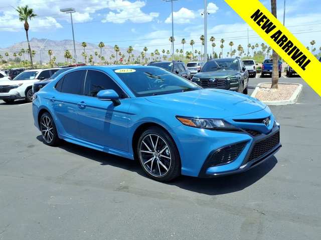 2024 Toyota Camry SE