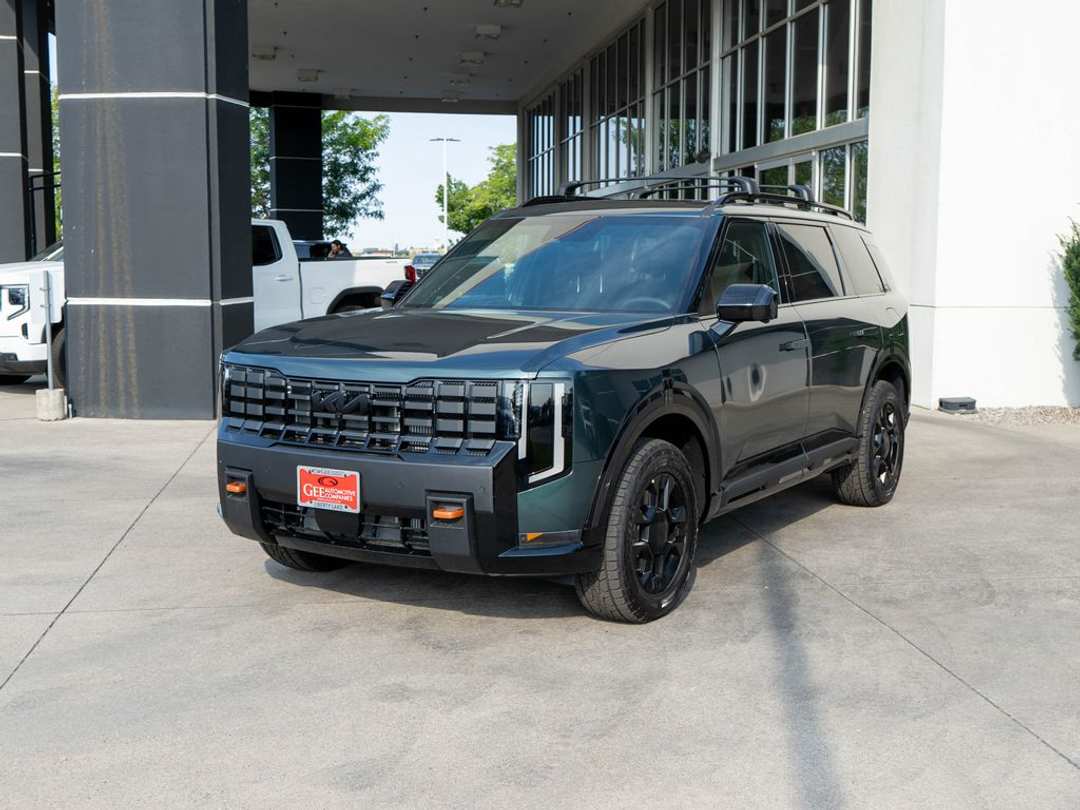 2027 Kia Telluride XPro SXPrestige - Image 3
