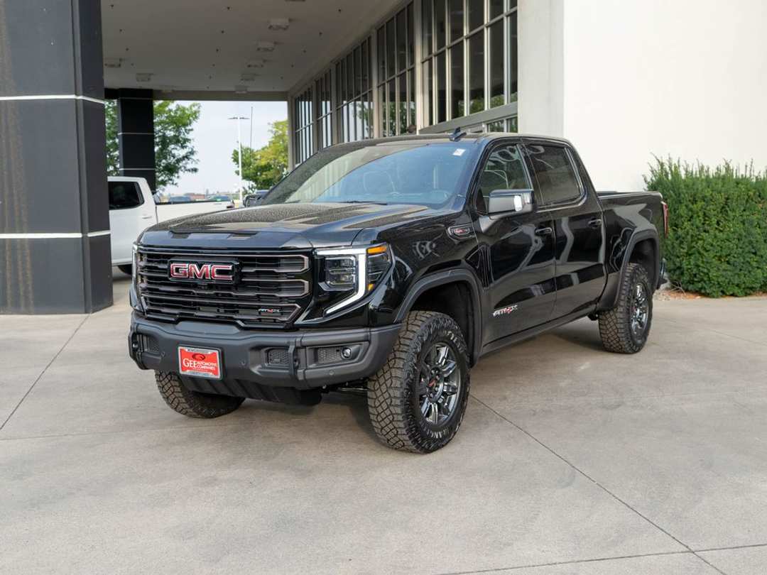 2026 GMC Sierra 1500 AT4X - Image 3