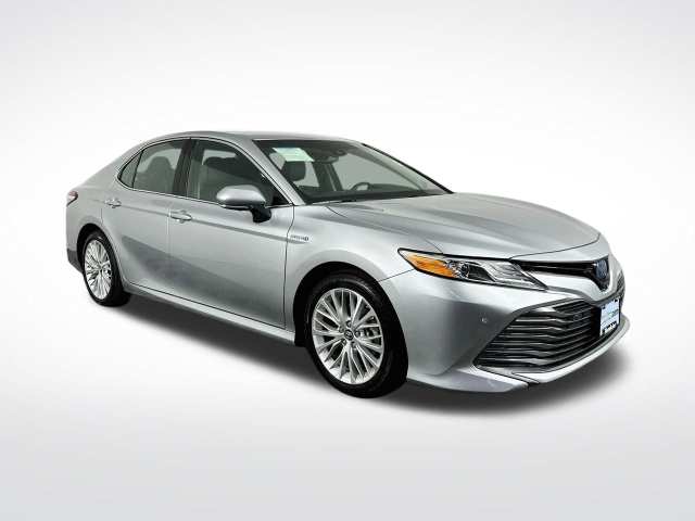 2018 Toyota Camry Hybrid XLE
