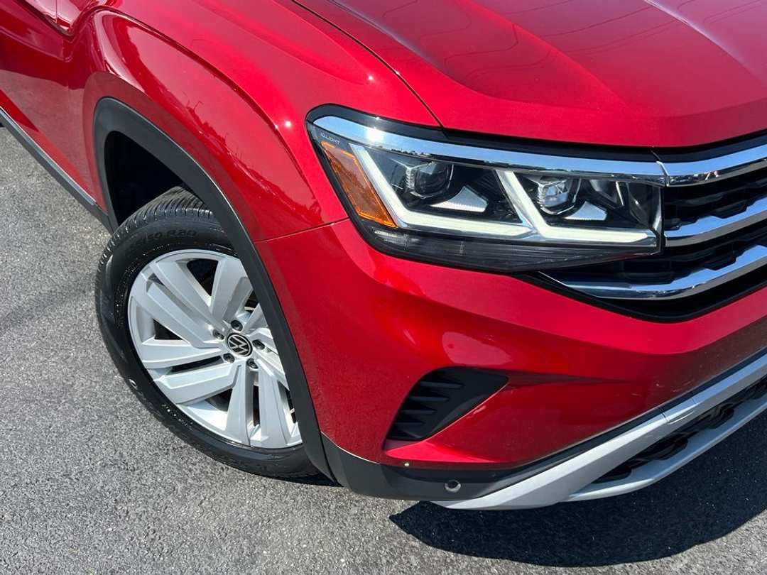 2021 Volkswagen Atlas SEL - Image 2