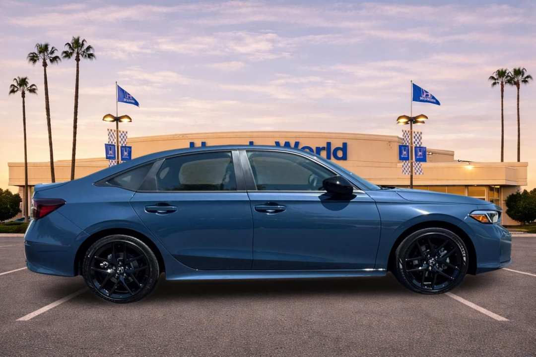 2026 Honda Civic Hybrid Sport - Image 3