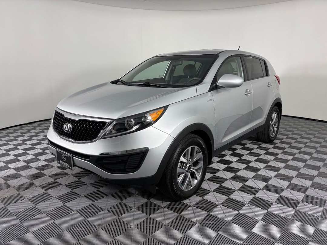 2015 Kia Sportage LX - Image 3