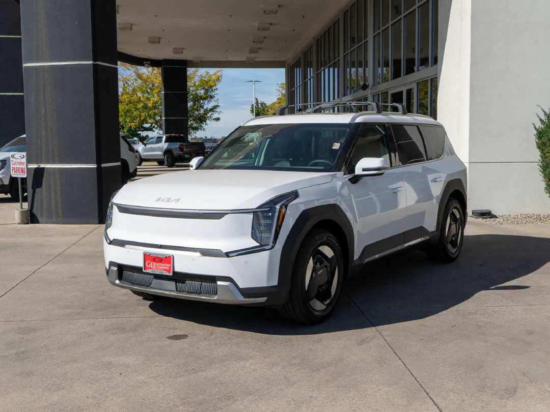 2026 Kia Ev9 Wind - Image 3
