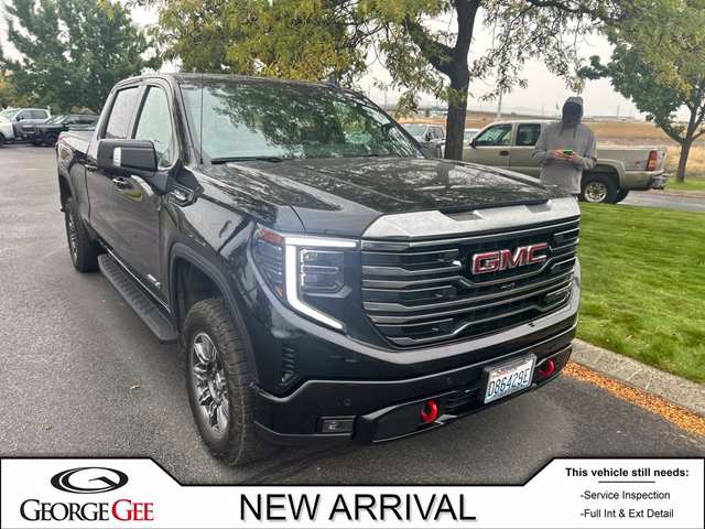 2024 GMC Sierra 1500 AT4