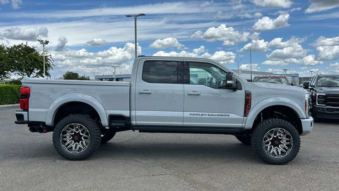 2026 Ford F-250Sd Lariat - Image 2