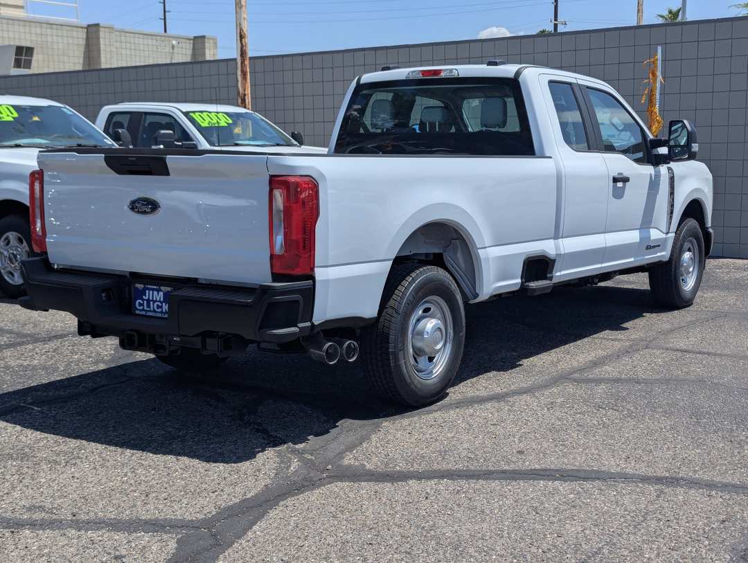 2026 Ford Super Duty F-250 Srw - Image 2