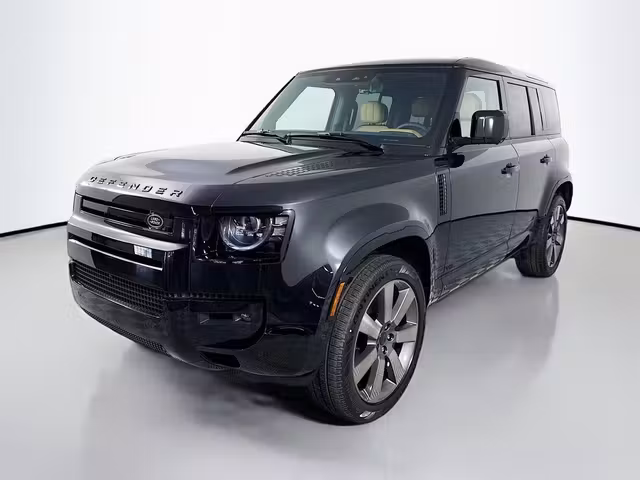 2026 Land Rover Defender 110 V8