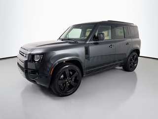 2026 Land Rover Defender 110 XDynamic SE