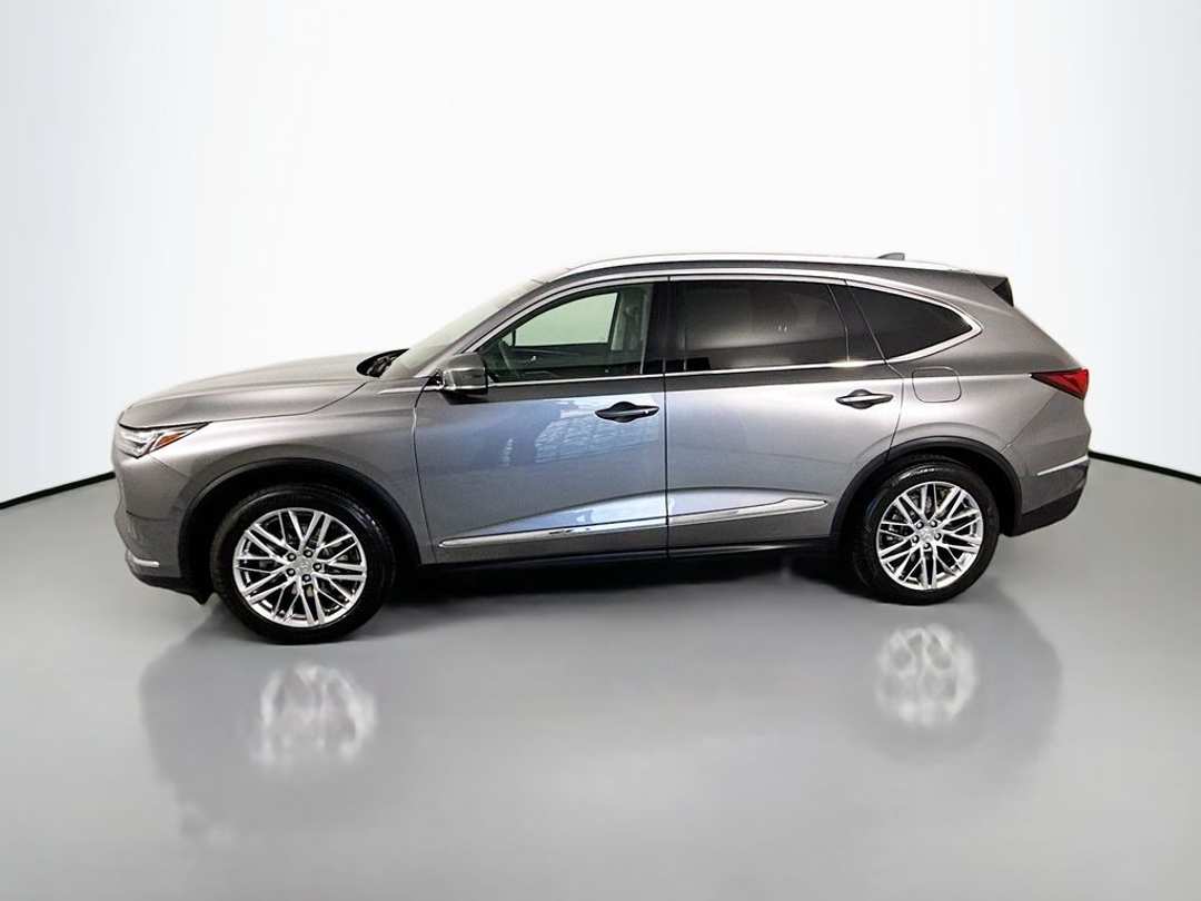 2023 Acura MDX Advance - Image 2