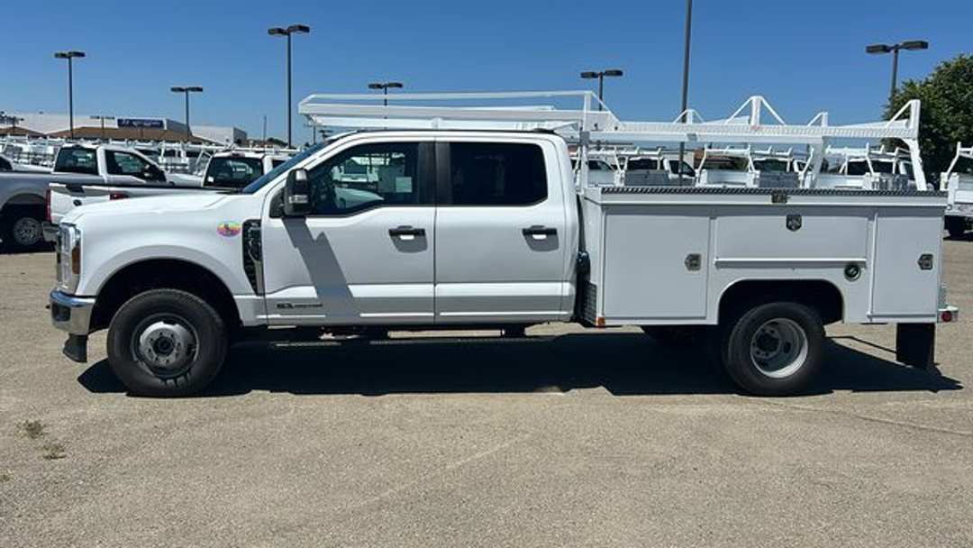2026 Ford F-350Sd XL - Image 2