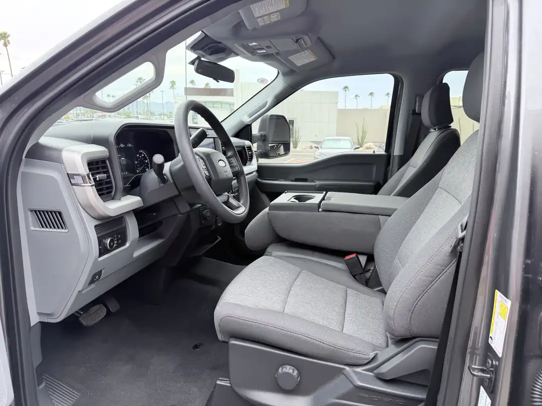 2027 Ford Super Duty F-250 Srw XL - Image 2