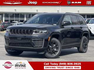2026 Jeep Grand Cherokee Laredo Altitude