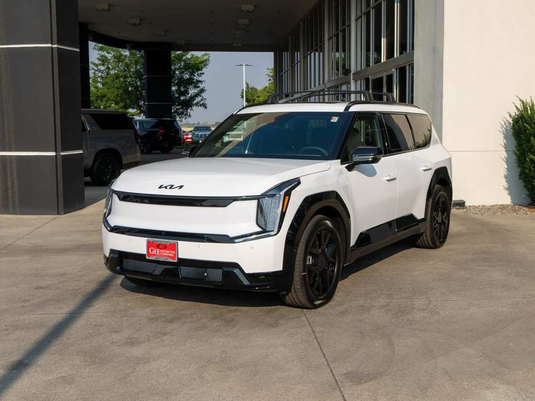 2026 Kia Ev9 Land - Image 3
