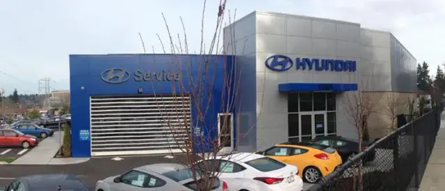 Hyundai of Kirkland dealership exterior