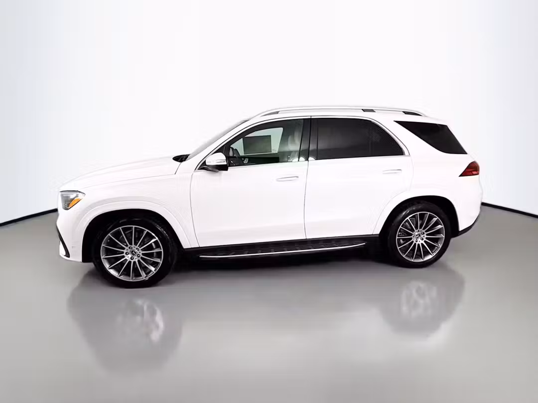 2026 Mercedes-Benz GLE GLE 450 - Image 2
