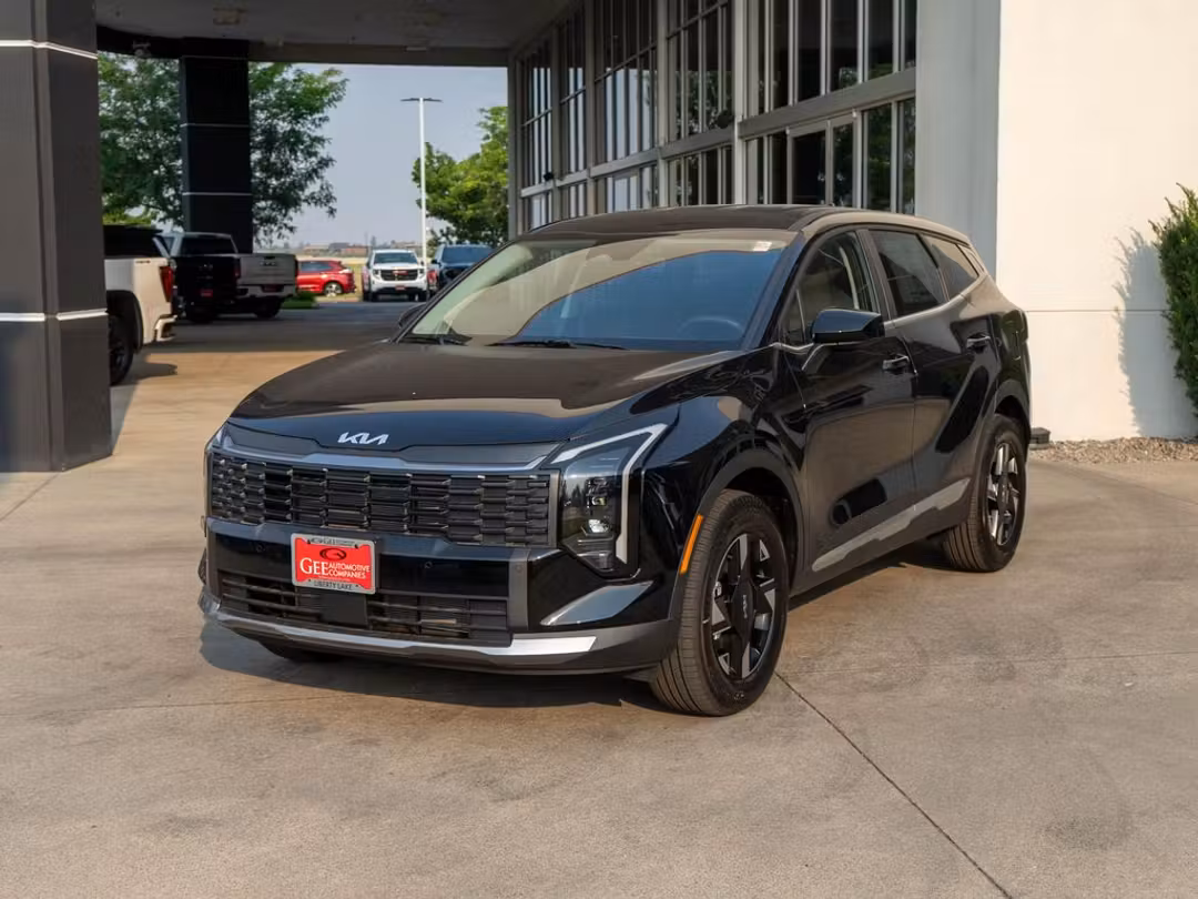 2026 Kia Sportage LX - Image 3