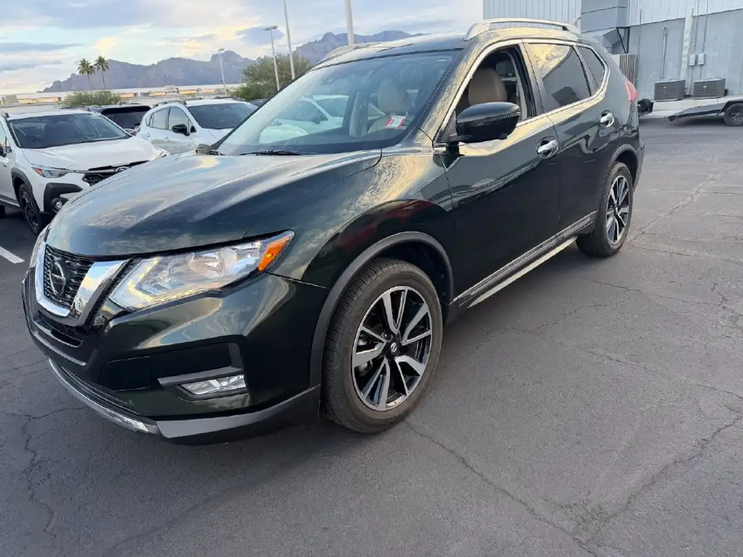 2020 Nissan Rogue SL - Image 3
