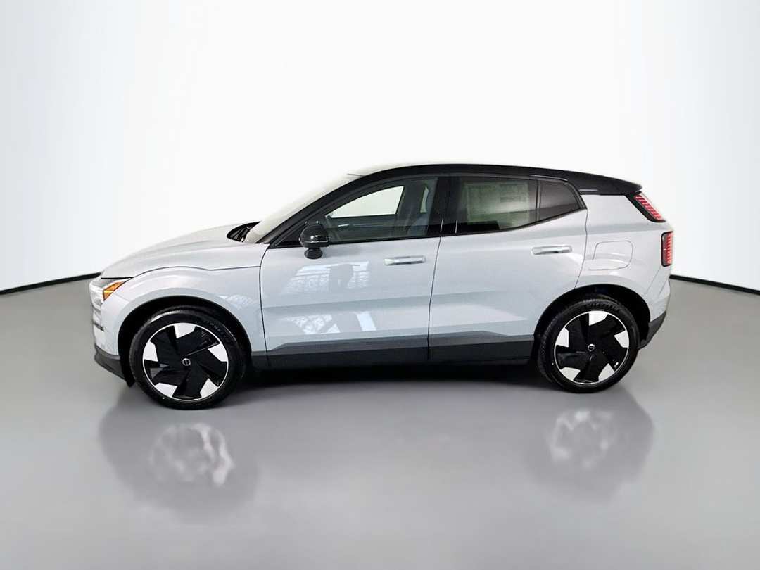 2026 Volvo Ex30 Single Motor Plus - Image 2
