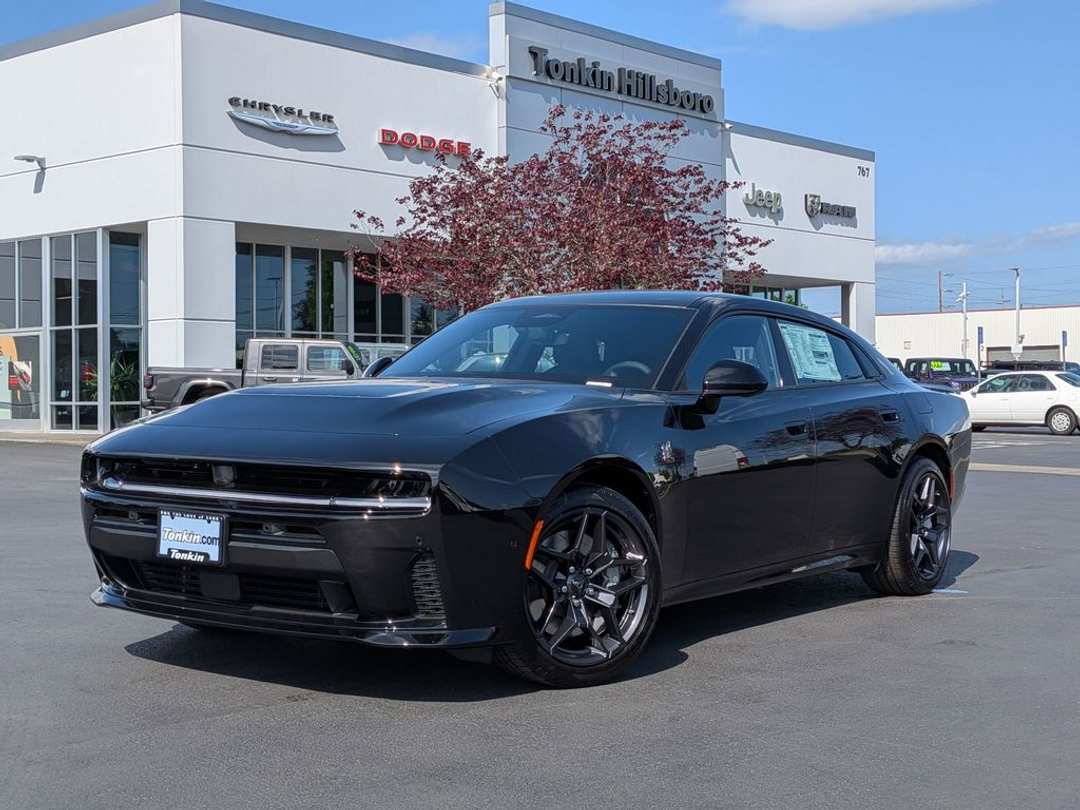 2026 Dodge Charger R/T Scat Pack - Image 2