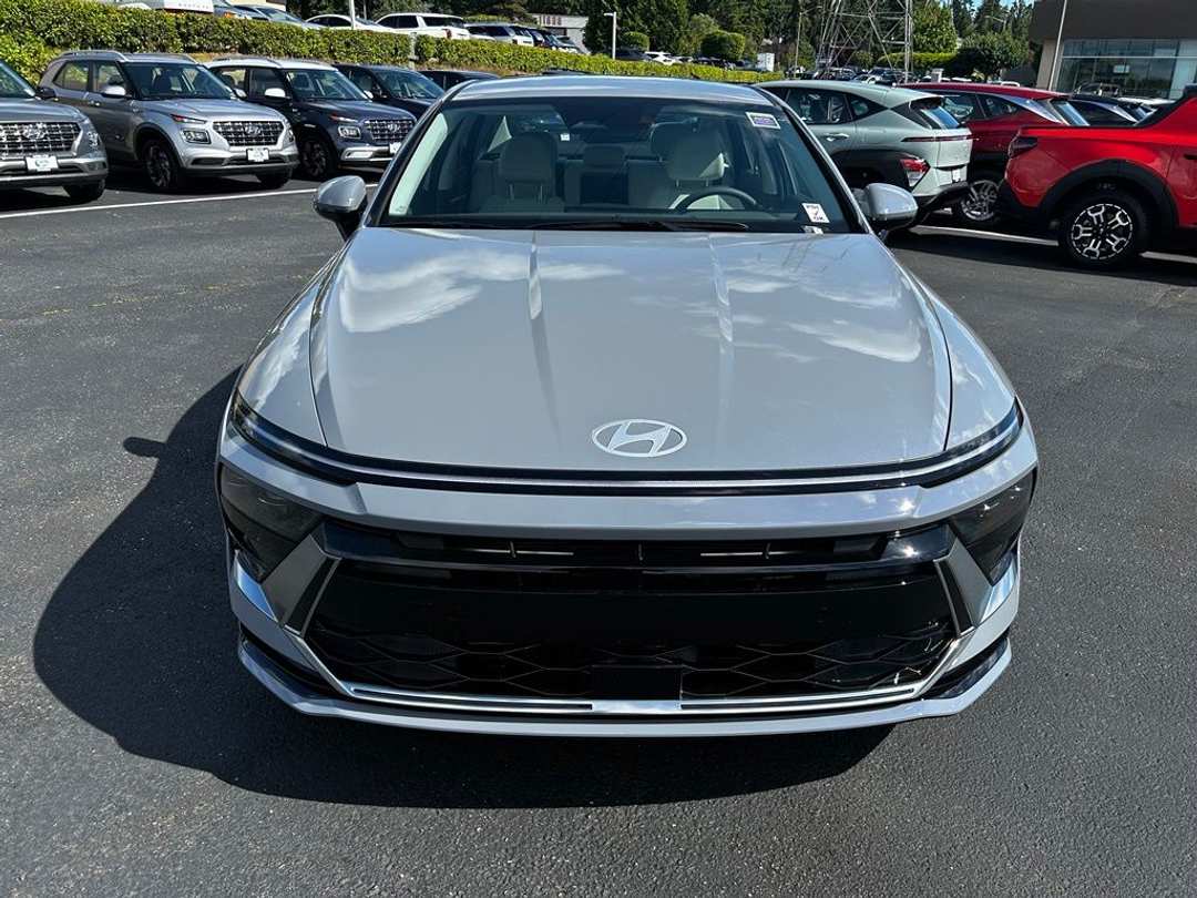 2026 Hyundai Sonata SEL Sport - Image 3